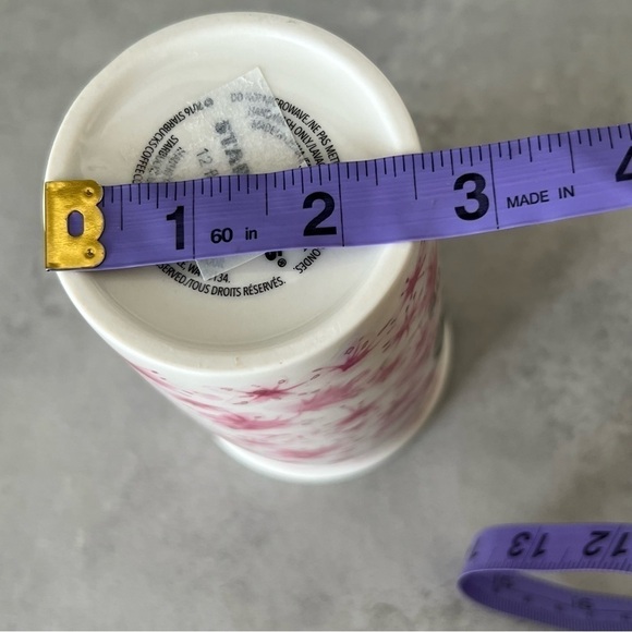 🆕 Starbucks Cherry Blossom Washington, D.C. Double Wall Traveler, 12 fl oz - Picture 9 of 10